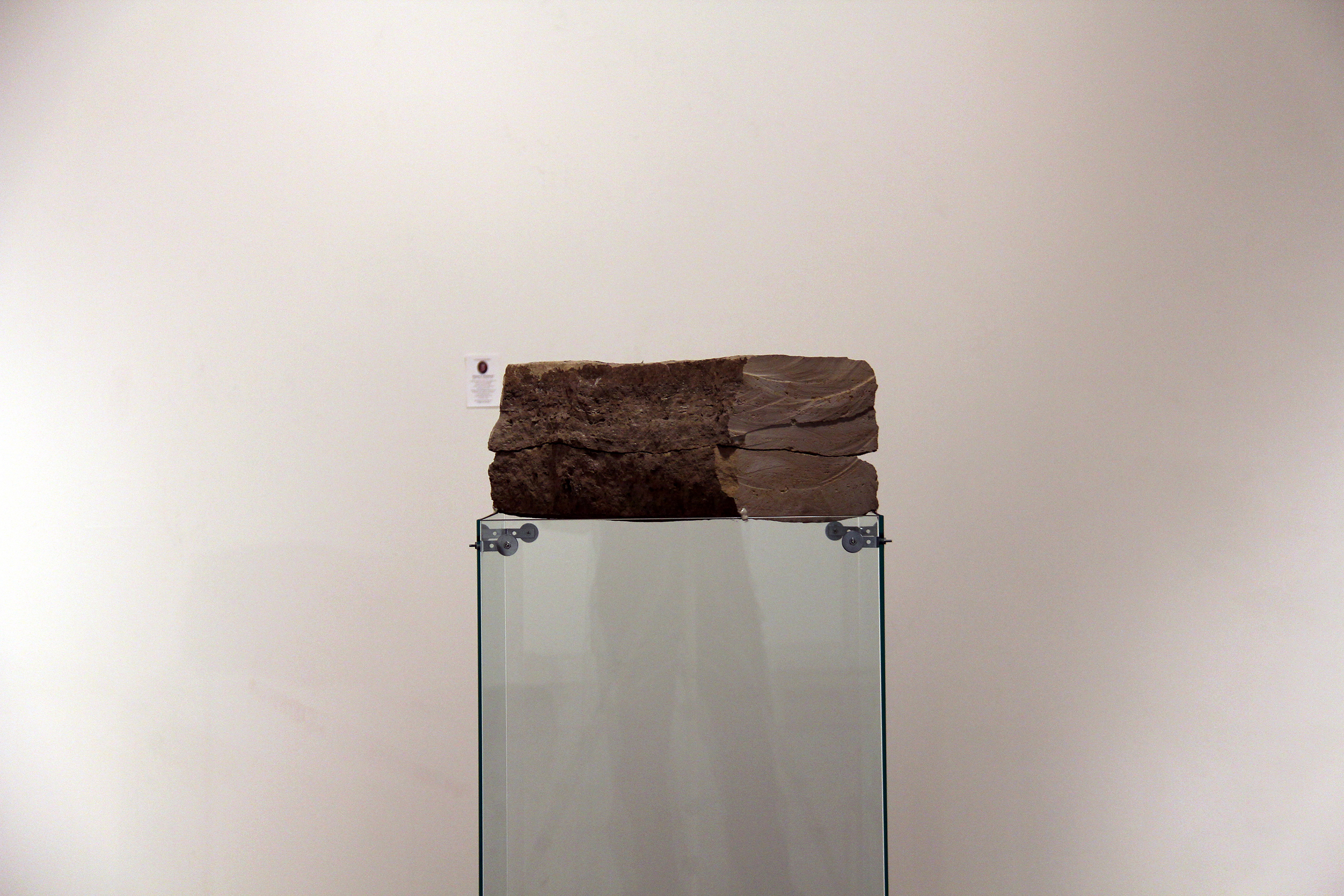 throw stones at glass houses - image 5